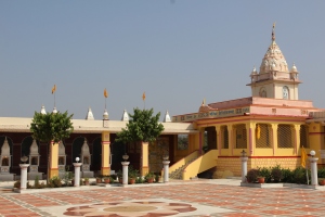 Pisanhari Temple