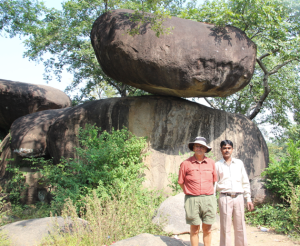 balancing rock, Jabalpur