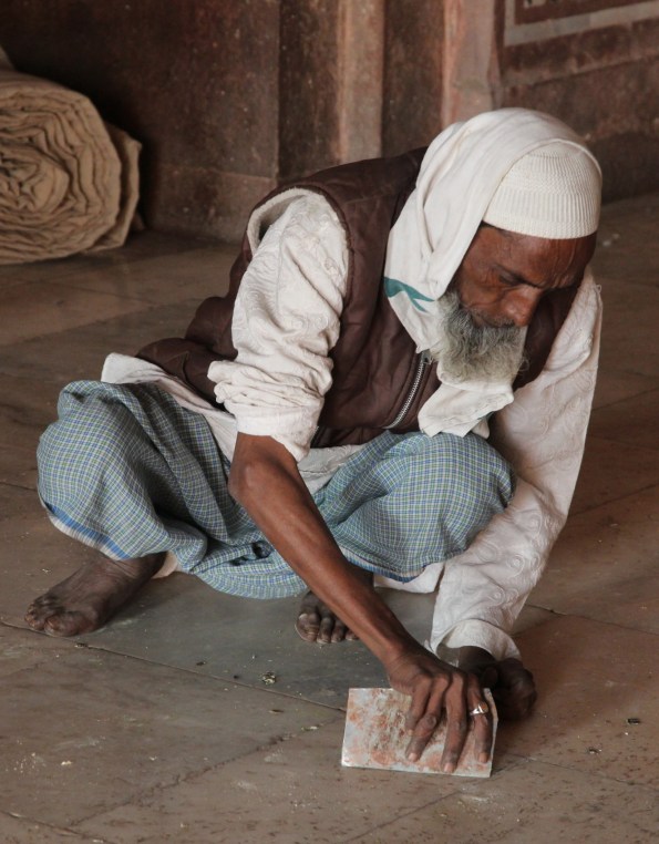 Jama Masjid, floor cleaning