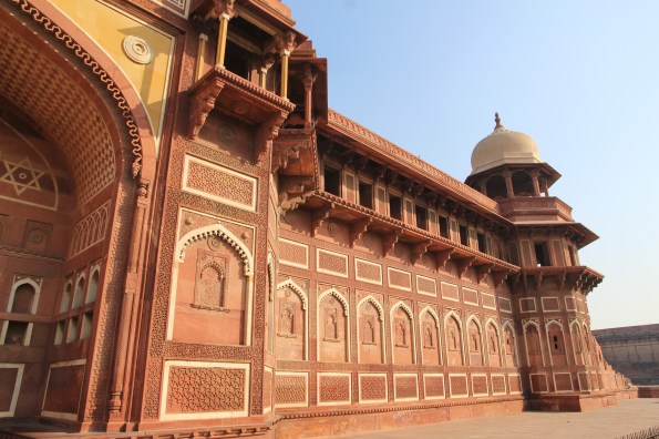 Jahangir Palace looking right