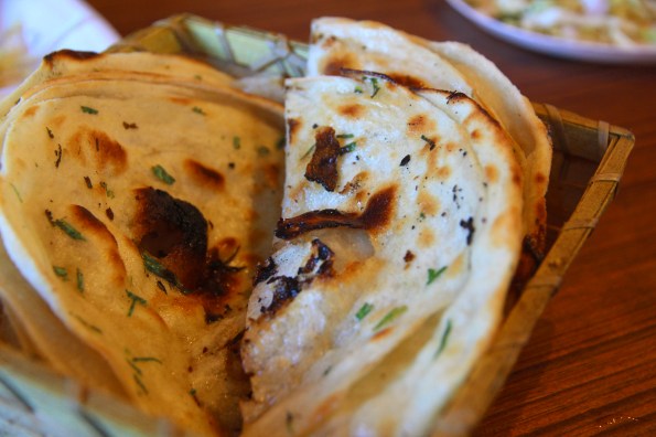 Garlic naan