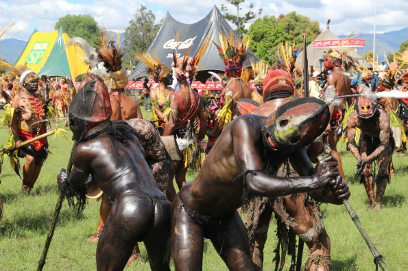 Goroka Show, bum dancing
