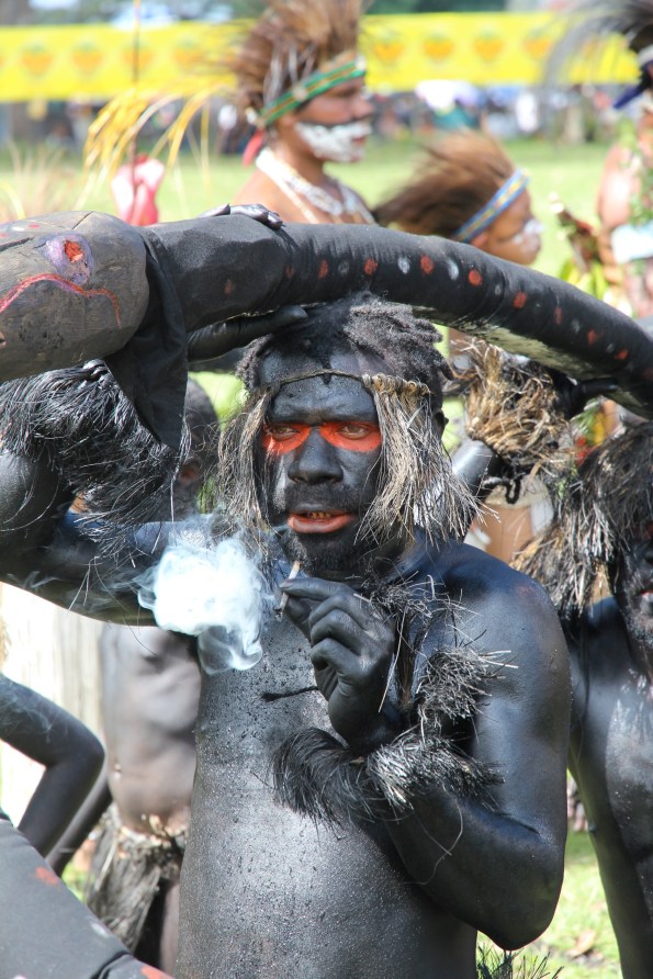 Lead snake dancer, Goroka Show