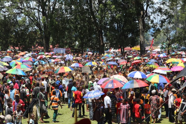 Goroka Show 2014 crowd