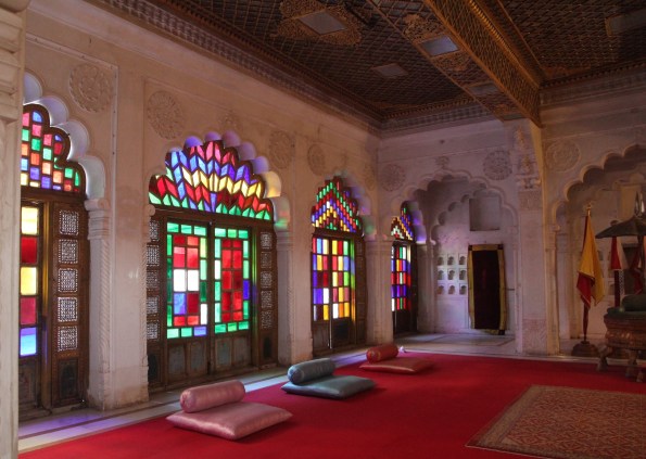 Moti Mahal inside
