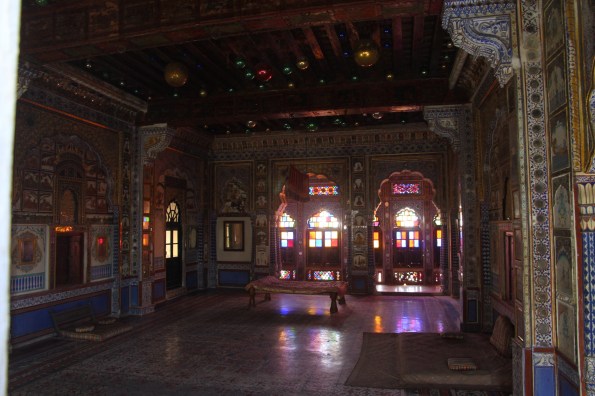 Takhat Vilas, royal bedroom