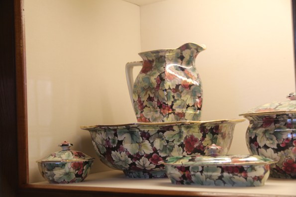 floral washbowl set