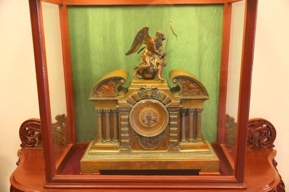 winged clock