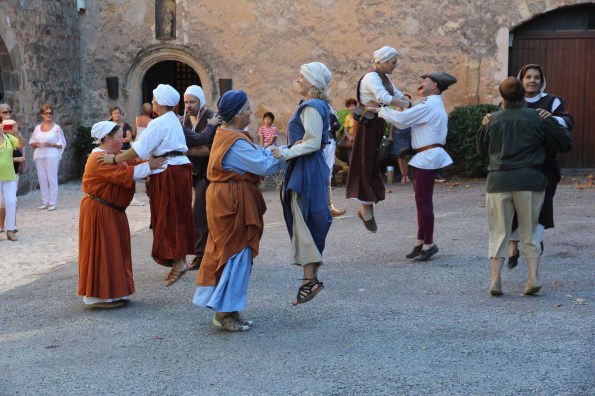 Medieval dancing