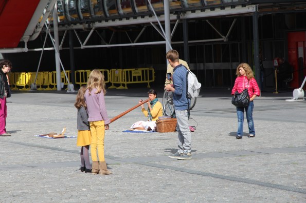 George Pompidou Centre didge player