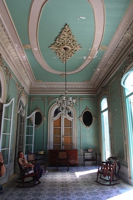 Ferrer Palace sitting room
