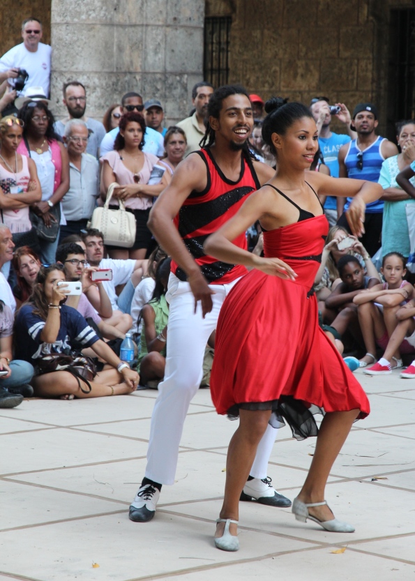 Dancers in Havana