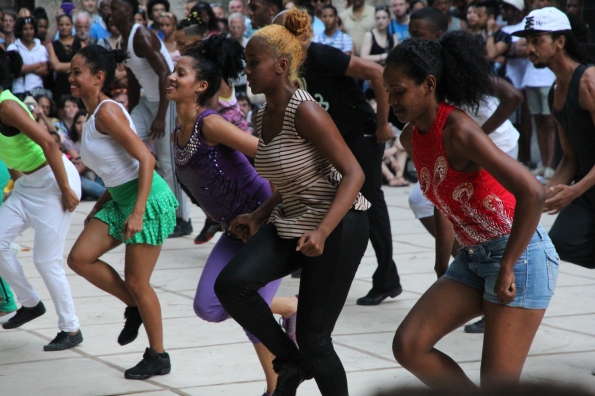 Cuban dancers in overdrive