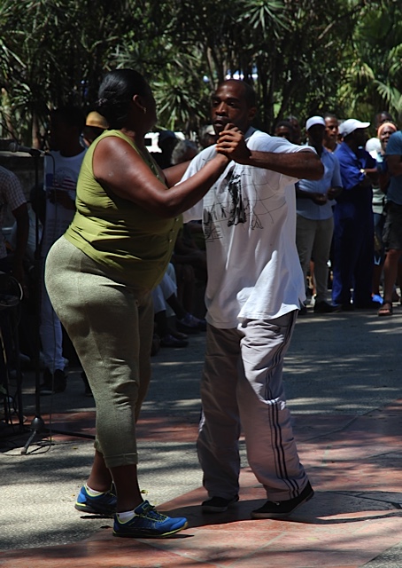 dancers in Cuba