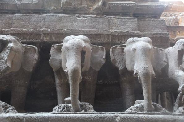 Cave 16, elephants