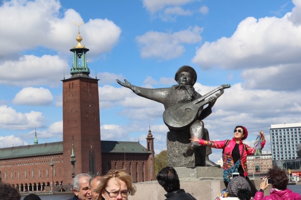 Evert Taube and Stockholm City Hall