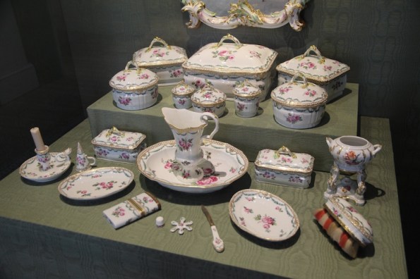 Rundāle Palace, cosmetic set
